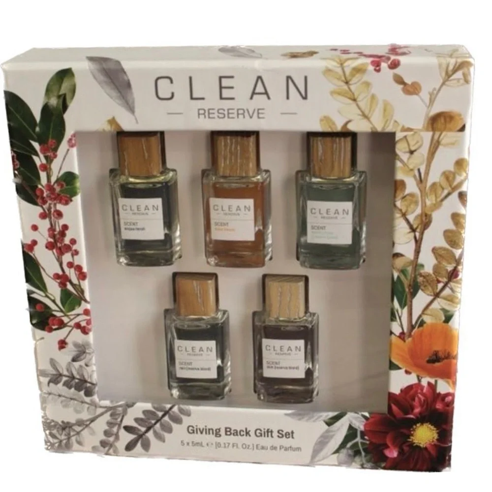 Clean Reserve Giving Back Gift Set